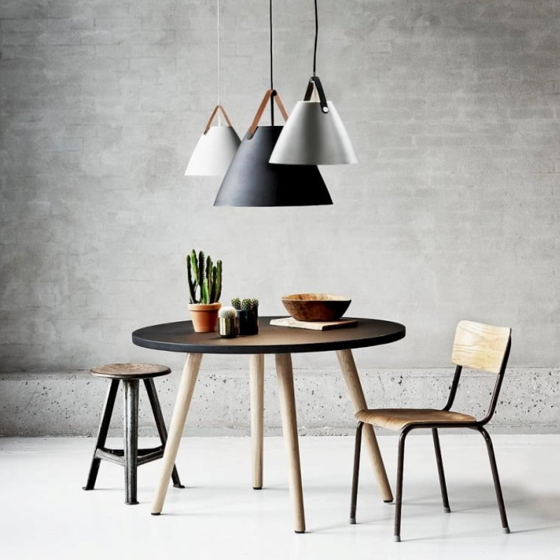 dimmable lights above dining table