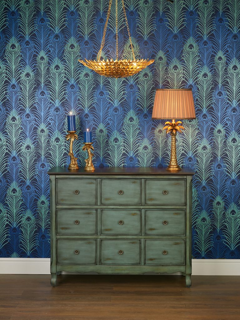 gold leaf layered uplighter