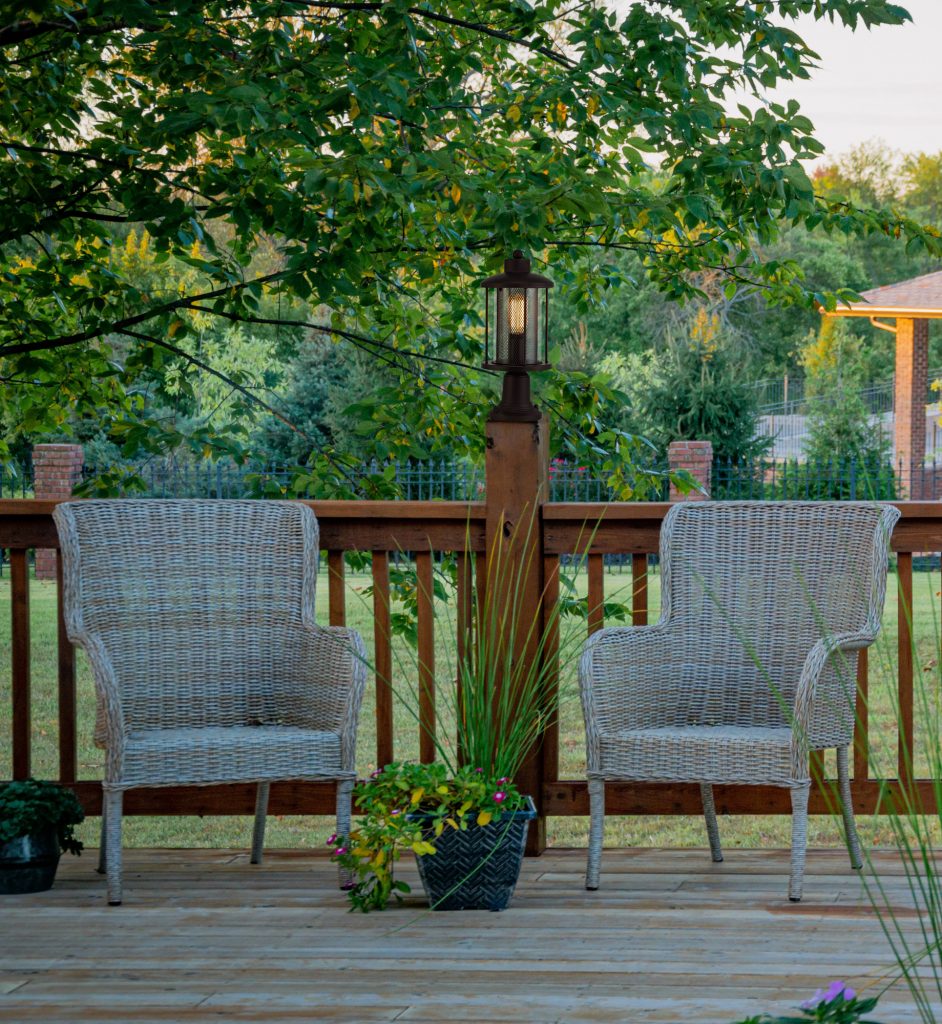 wire mesh outdoor pedestal lantern